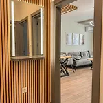 Lägenhet Six Stars 1br Modern 6 Mins To Centre *