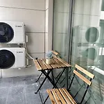 Apartman Six Stars 1br Modern 6 Mins To Centre Plovdiv