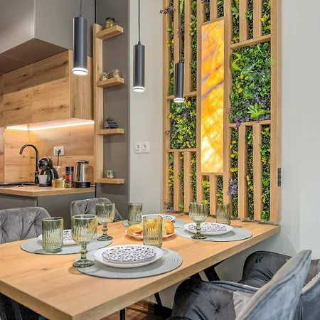 Апартамент Six Stars Premium 6 Mins To Centre Ultra Fast Wifi *