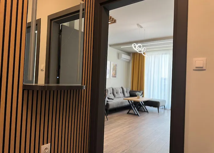 Six Stars 1br Modern 6 Mins To Centre * Plovdiv