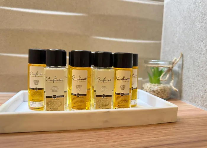 Six Stars 1br Modern 6 Mins To Centre 公寓